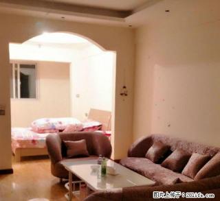 济水街道时代广场 1室1厅60平米 精装修 押一付三 - 济源28生活网 jiyuan.28life.com